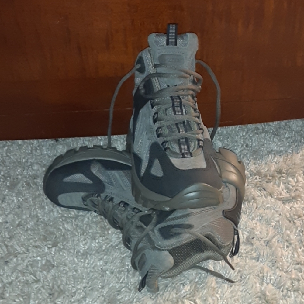 Vibram Bates M-4 Recon Boots
